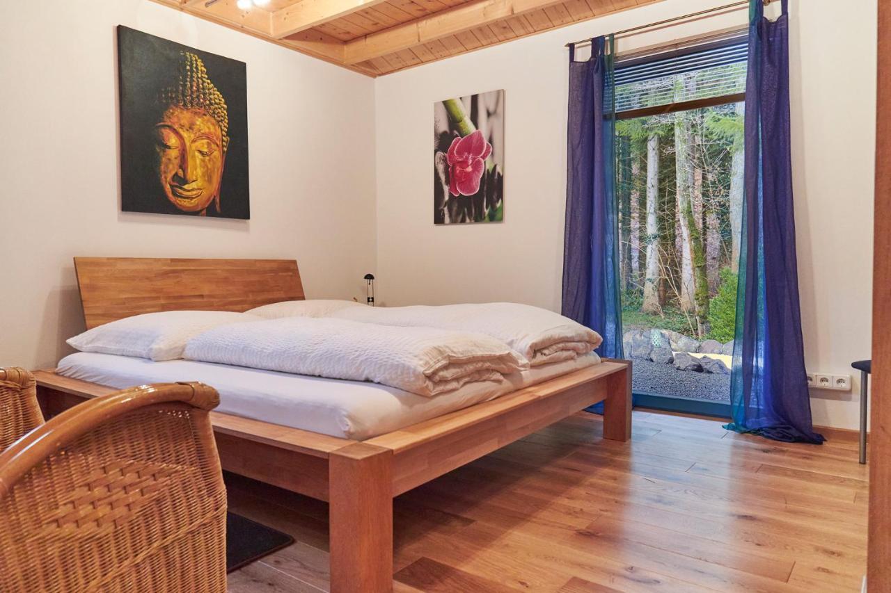 Bio-Ferienhaus-Eifel Rott  ภายนอก รูปภาพ