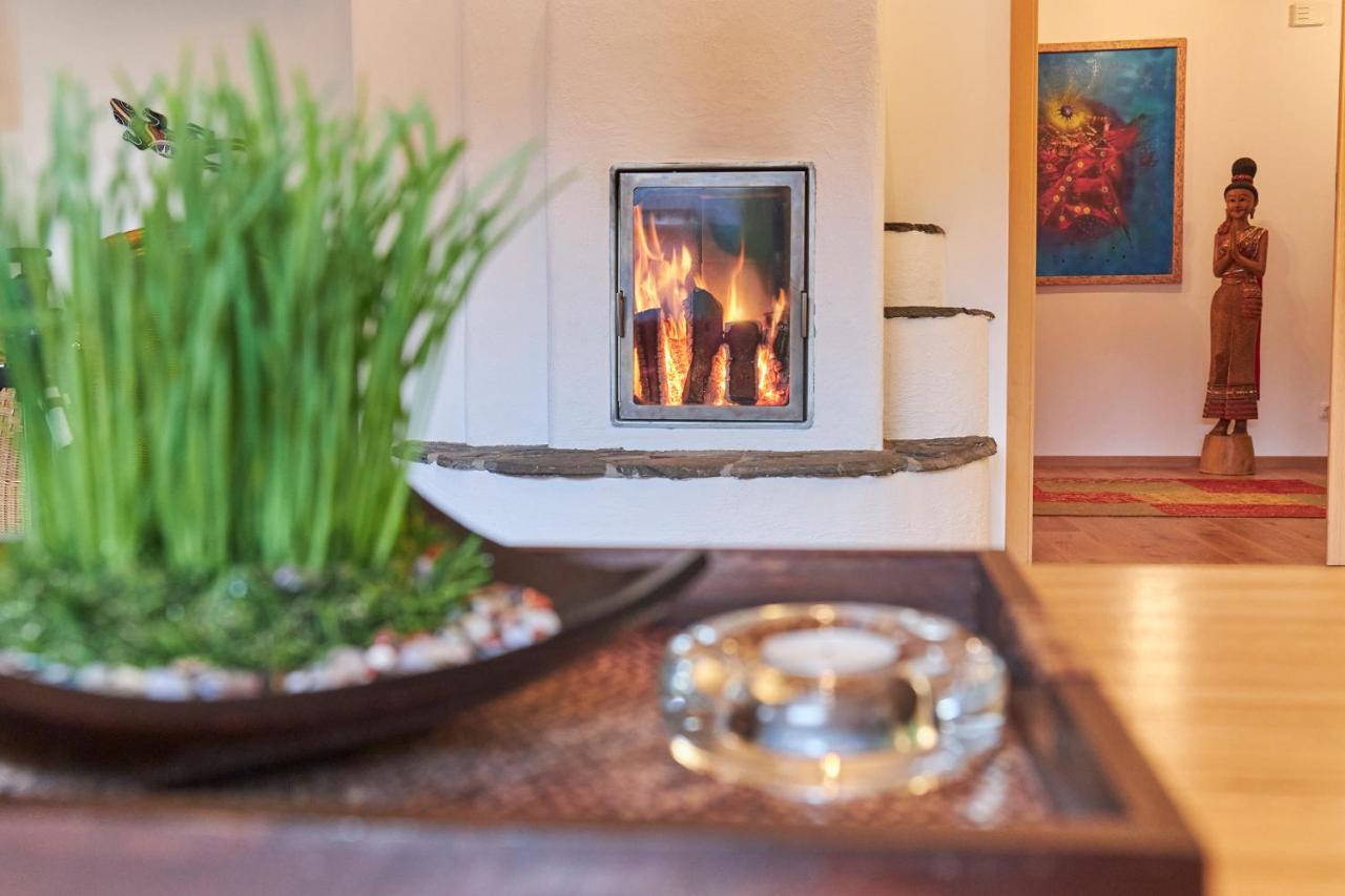 Bio-Ferienhaus-Eifel Rott  ภายนอก รูปภาพ